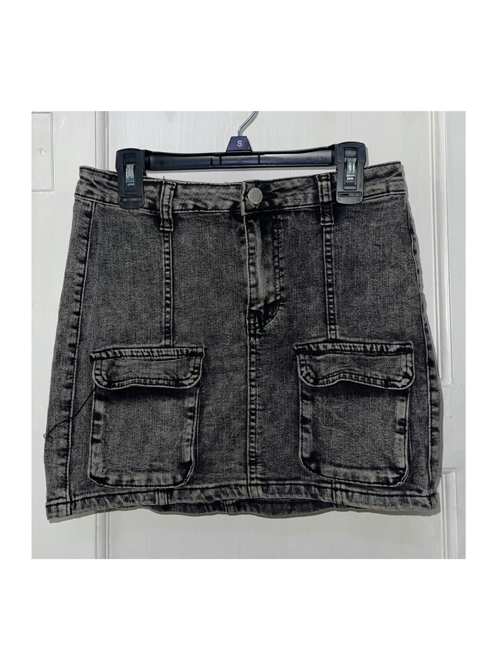 SHEIN Washed Gray Denim Cargo Pocket Mini Skirt